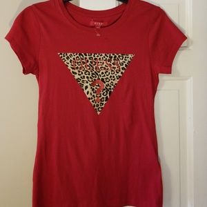 Guess tshirt
